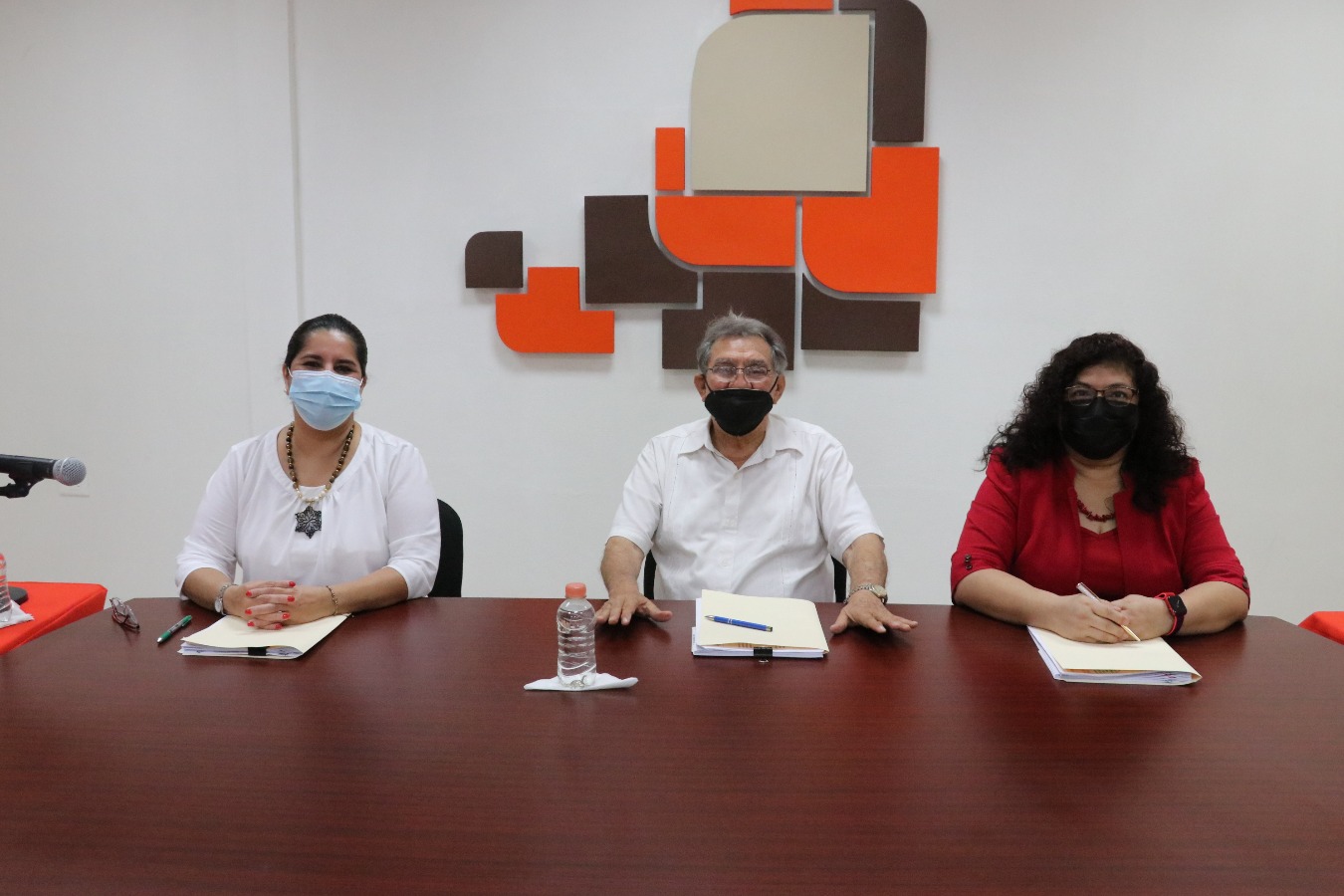 modulos/noticias/archivos/551/files/IMG_0012.JPG