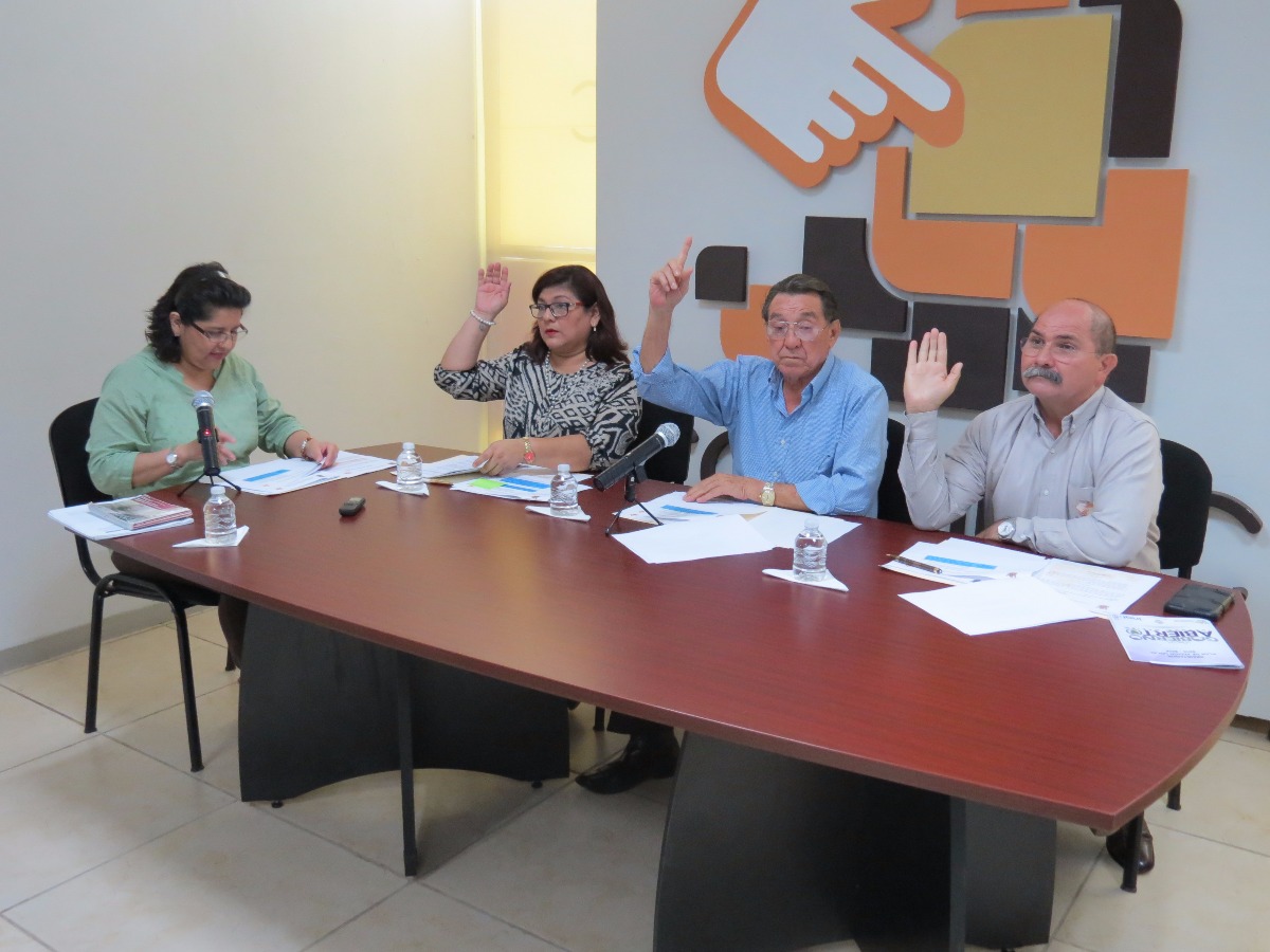 modulos/noticias/temporal/QFl4VOLN/files/IMG_2442.JPG